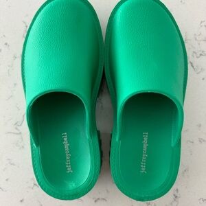 Jeffrey Campbell Bae platform Mules in Green